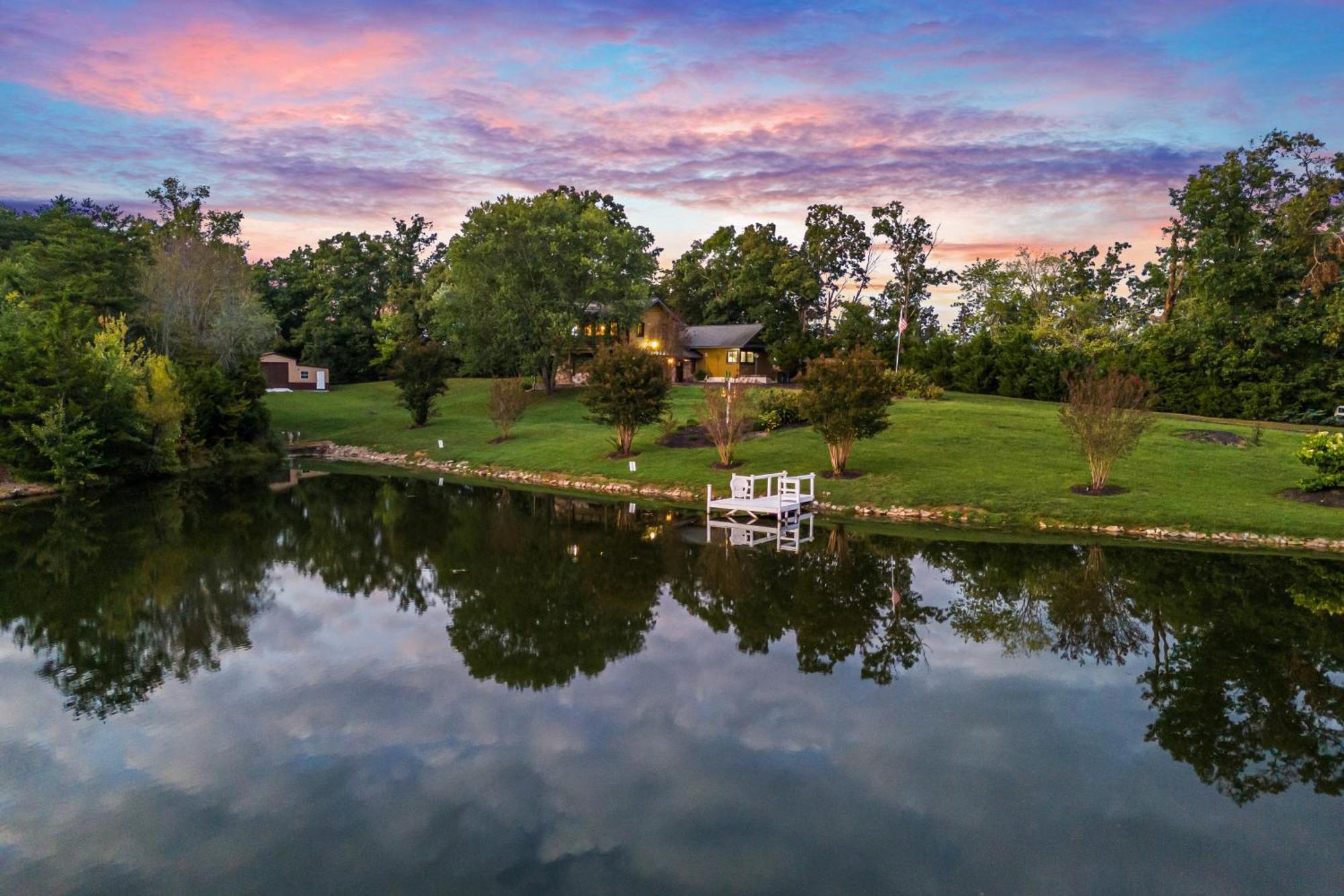 Haven On The Pond Villa Pigeon Forge Buitenkant foto