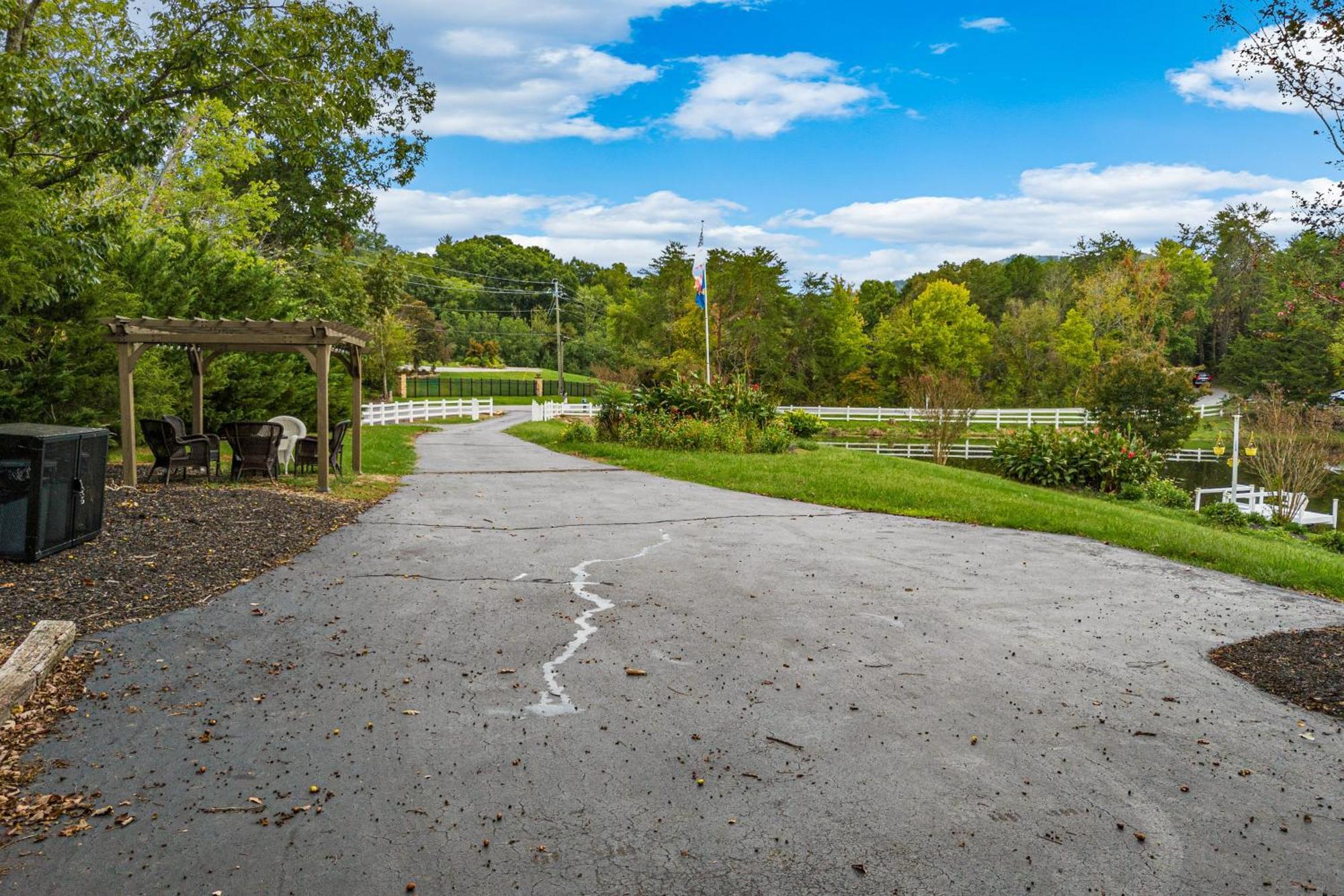 Haven On The Pond Villa Pigeon Forge Buitenkant foto
