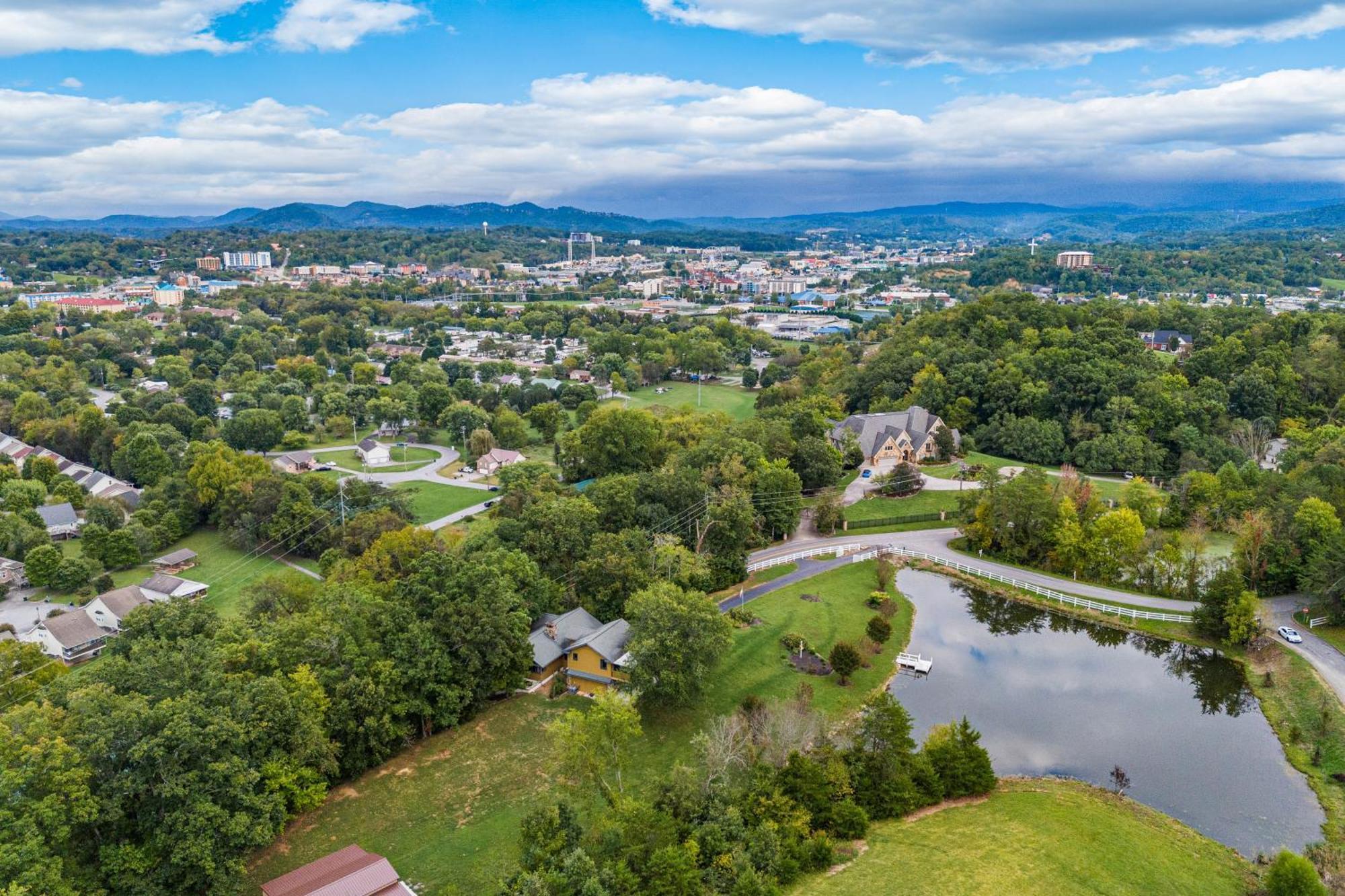 Haven On The Pond Villa Pigeon Forge Buitenkant foto