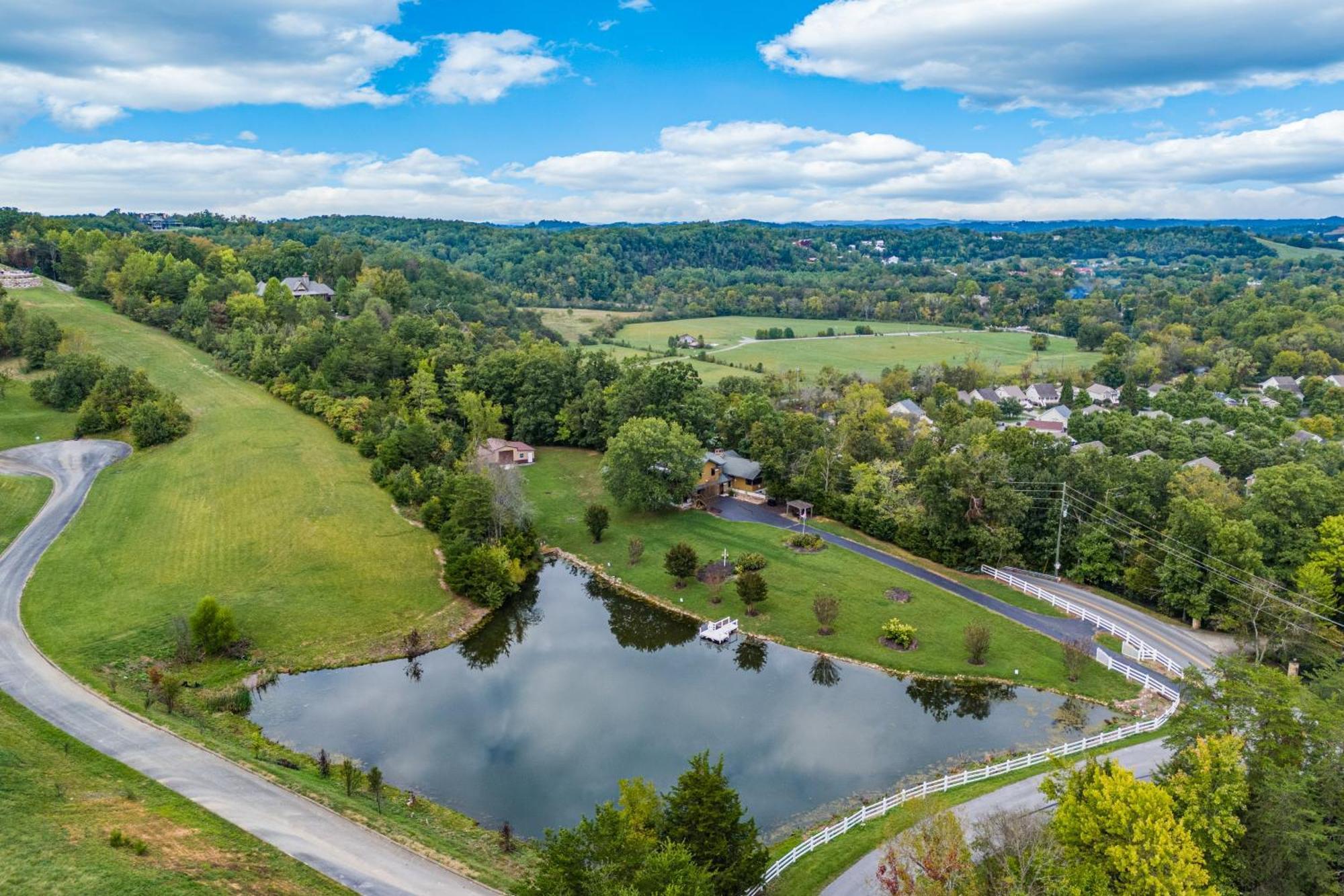 Haven On The Pond Villa Pigeon Forge Buitenkant foto