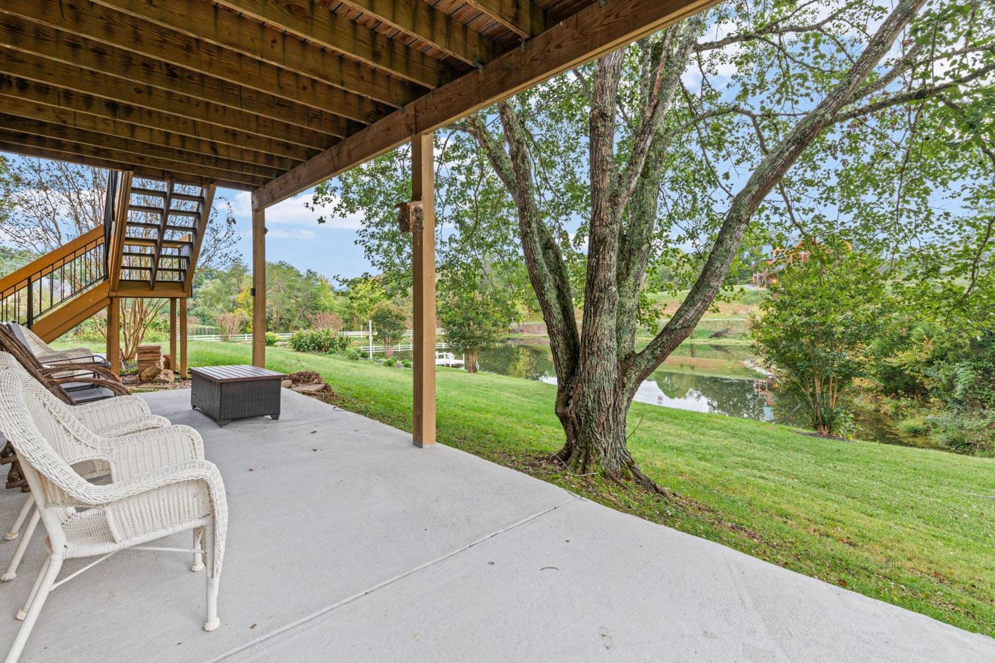 Haven On The Pond Villa Pigeon Forge Buitenkant foto